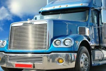 AGM-Finance-Fast-and-Easy-Truck-Financing-Big-Silver-Blue-Trailer-Truck